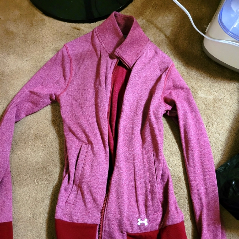 Under Armour light weight zipper jacket/sweater